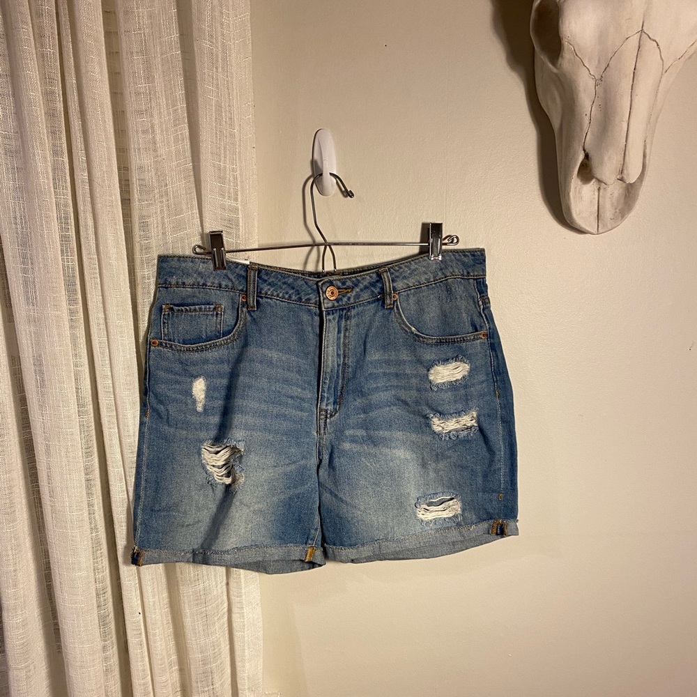 Boyfriend Jean Shorts